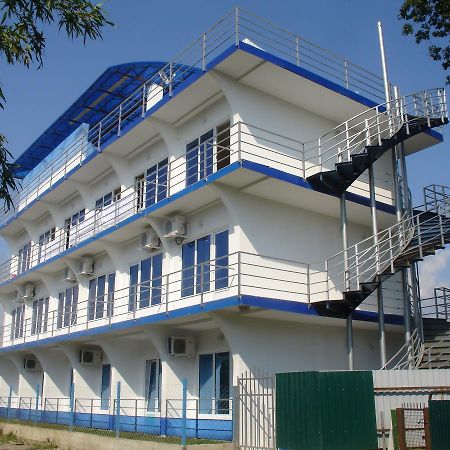 Iceberg Hotel Pizunda Luaran gambar