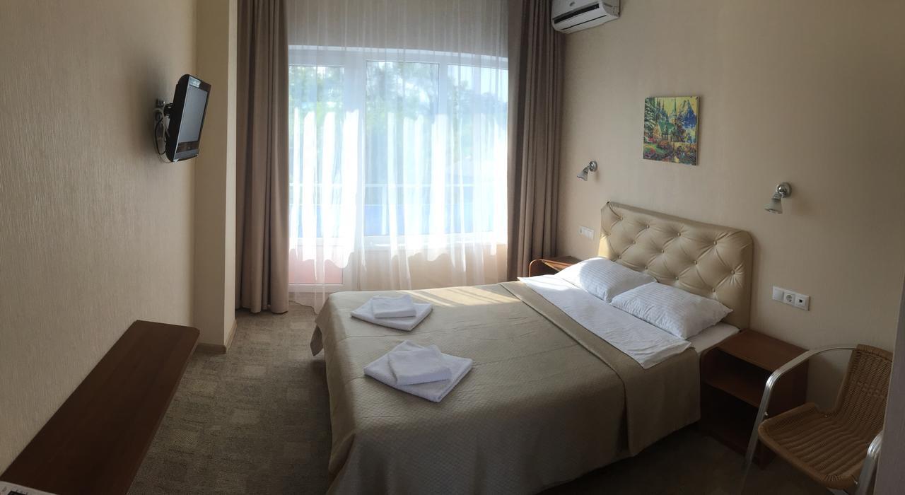 Iceberg Hotel Pizunda Luaran gambar