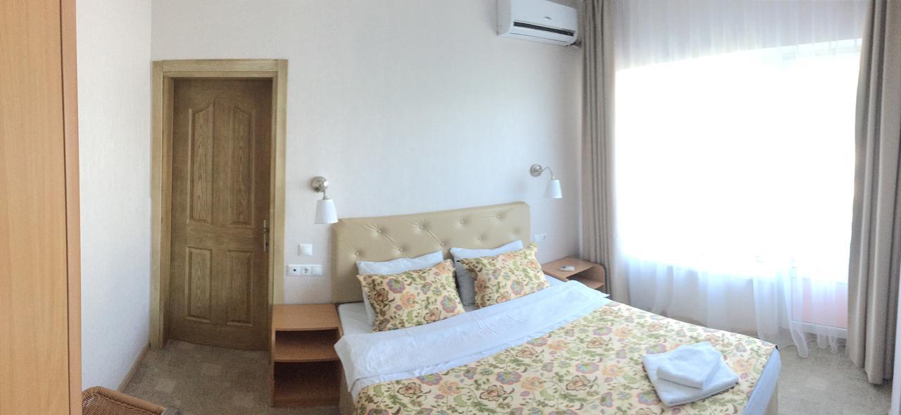 Iceberg Hotel Pizunda Luaran gambar