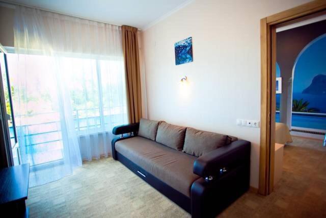 Iceberg Hotel Pizunda Luaran gambar